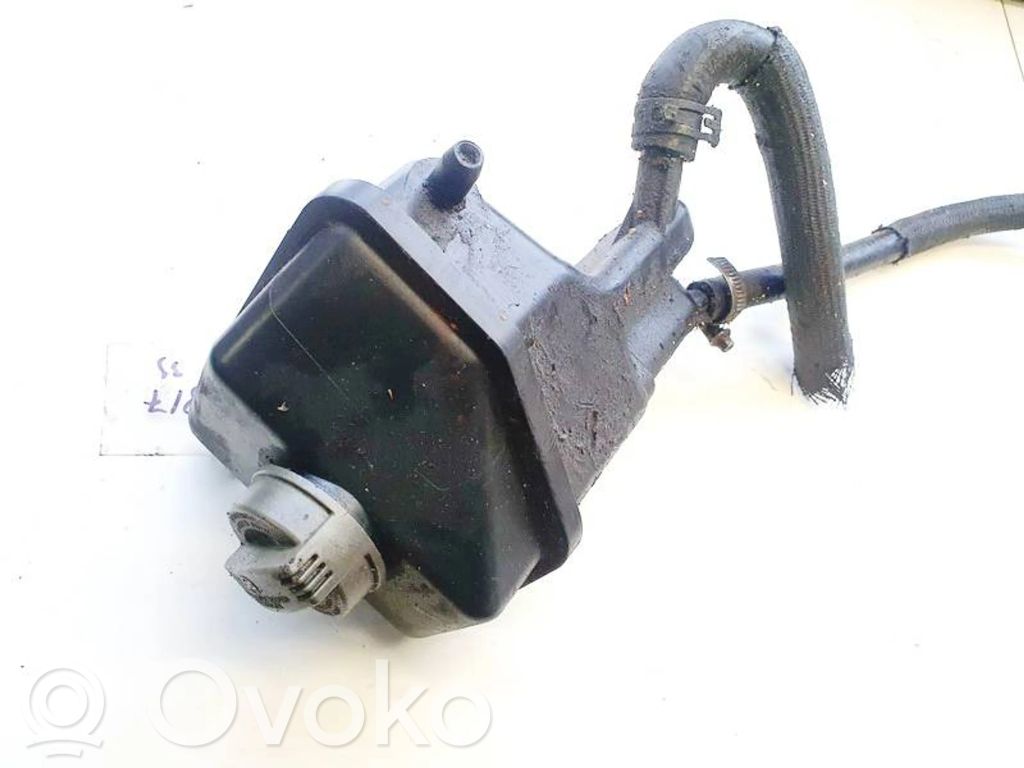 Audi A8 S8 D3 4E Ohjaustehostimen nestesäiliö 