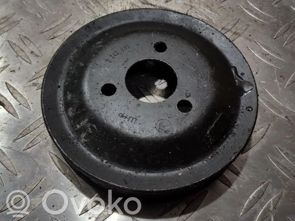 Ohjaustehostimen pumpun hihnapyörä   2243683,2243683