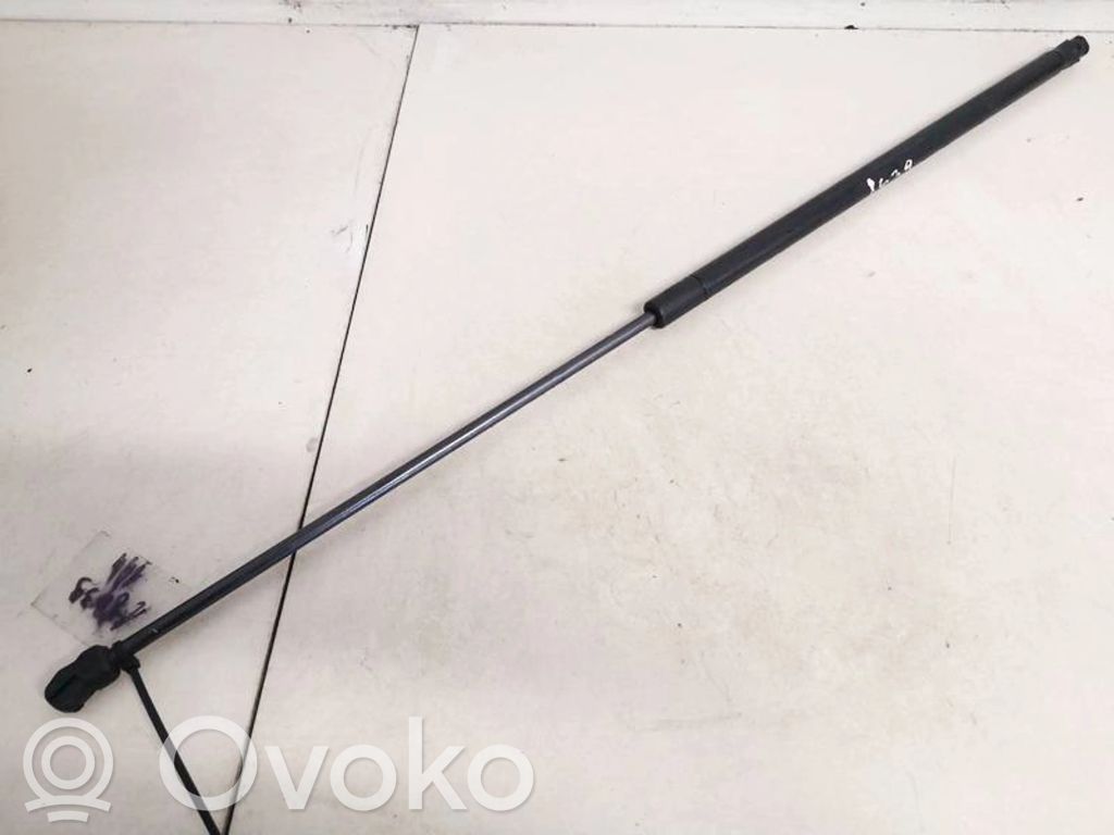 Volvo V50 Amortizor capotă motor 