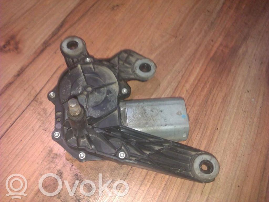 Peugeot 307 Silniczek wycieraczki szyby tylnej