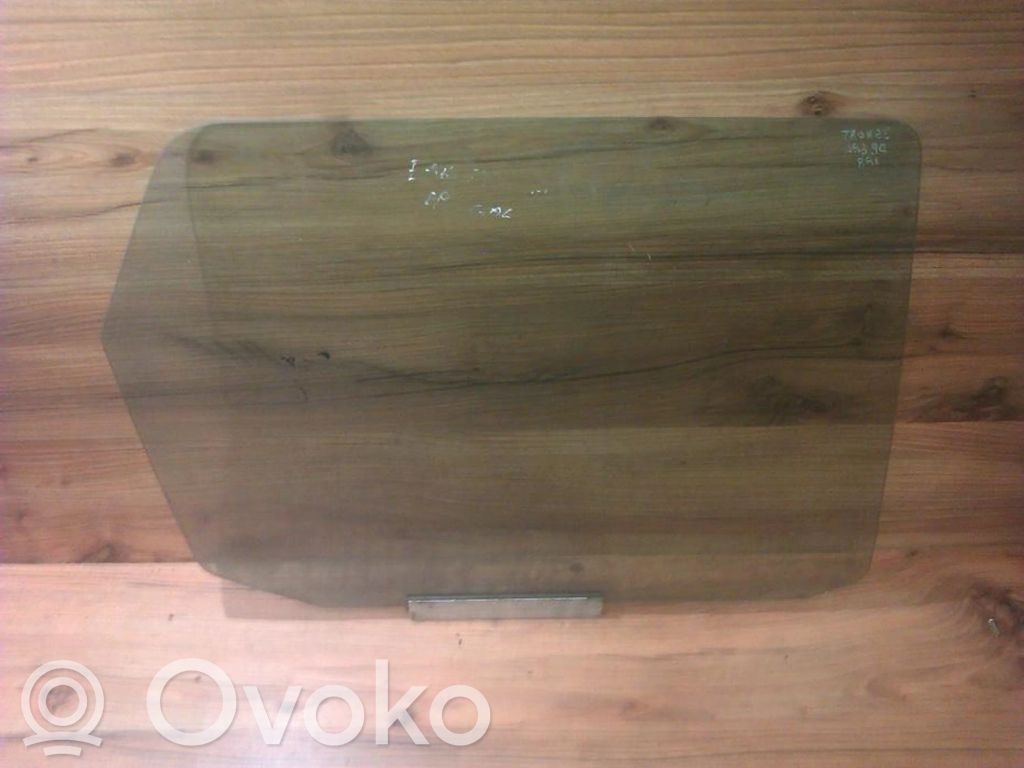 Takaoven ikkunalasi