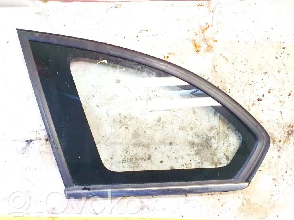 Chevrolet Captiva Geam lateral spate 