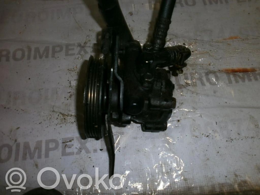 Ohjaustehostimen pumppu