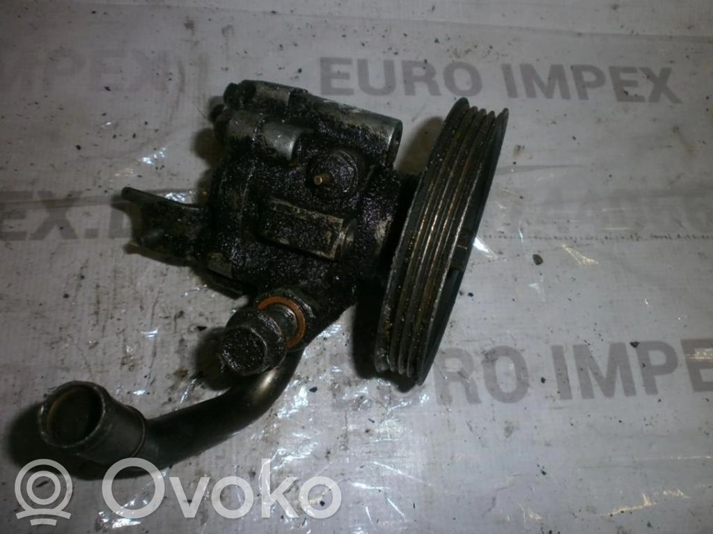 Mazda Xedos 6 Ohjaustehostimen pumppu 