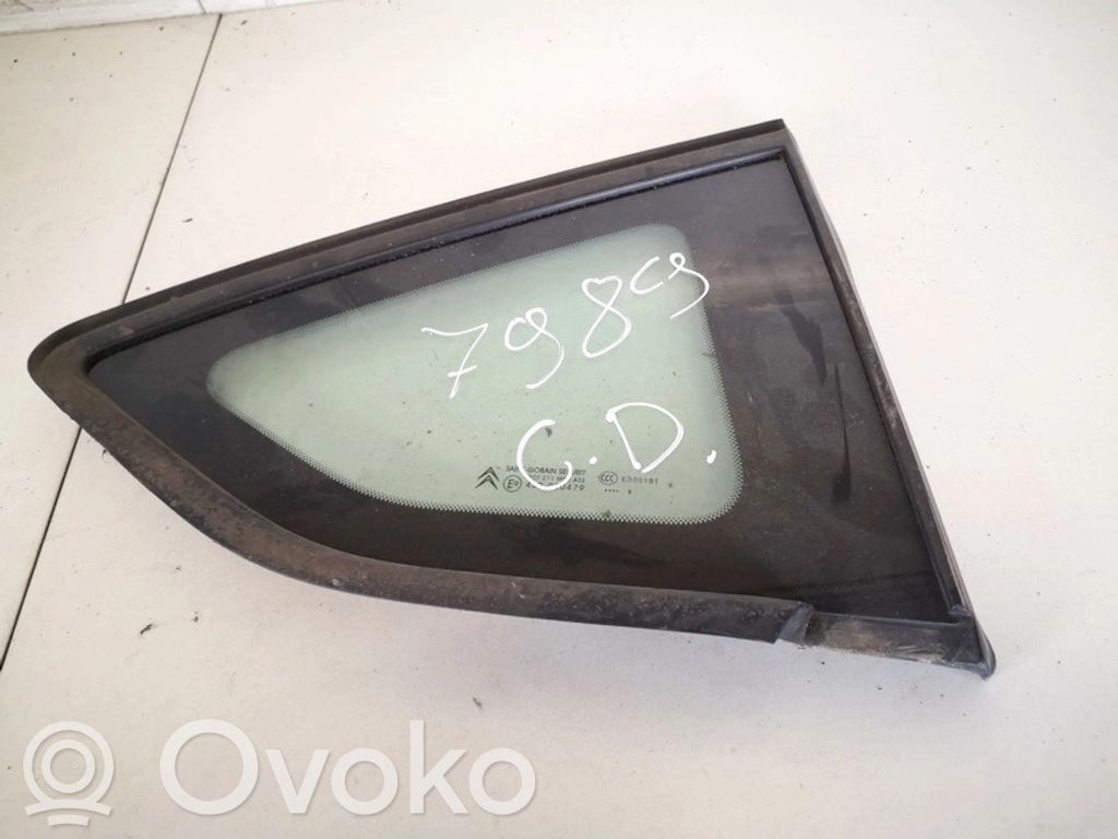 Rear side window
