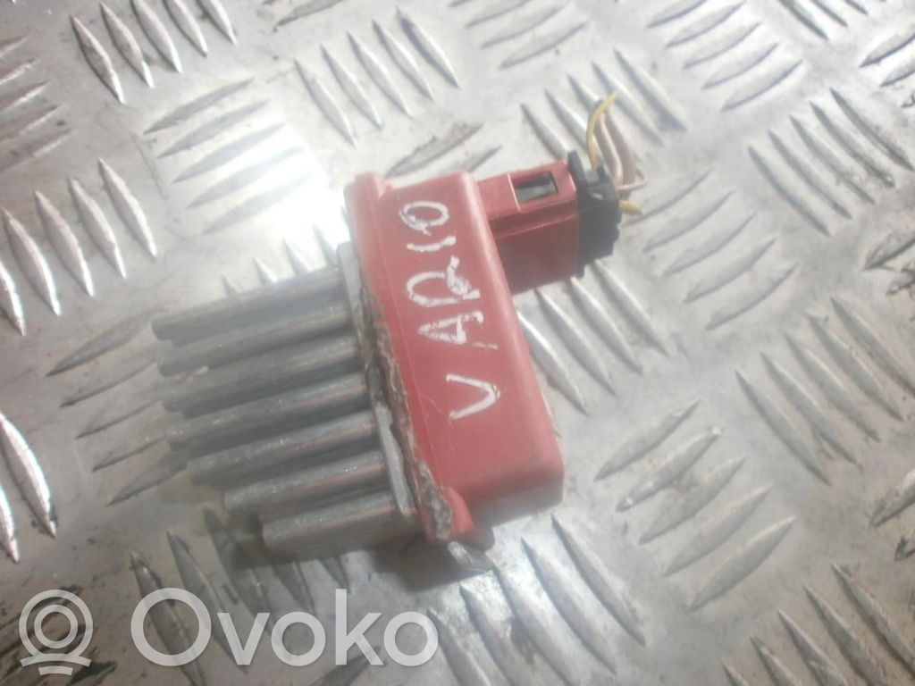 Volkswagen PASSAT B4 Rezystor / Opornik dmuchawy nawiewu 