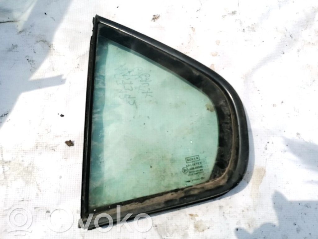 Ventanilla de ventilación de la puerta trasera