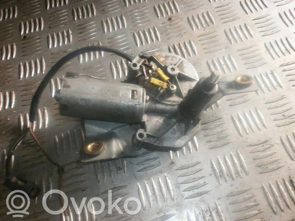 Ford Escort Silniczek wycieraczki szyby tylnej 