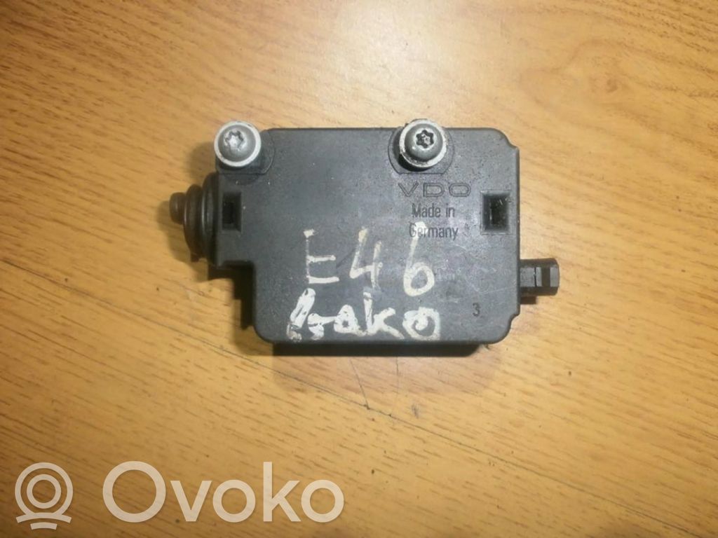 BMW 3 E46 Motor închidere centralizată 