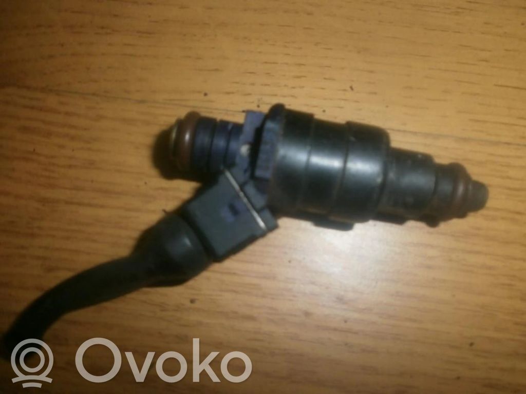 Wtryskiwacz paliwa   866313,866313