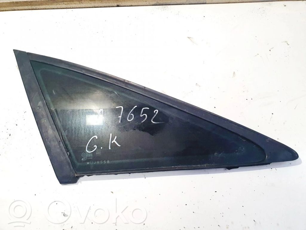 Rear side window