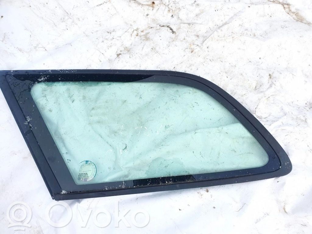 Rear side window