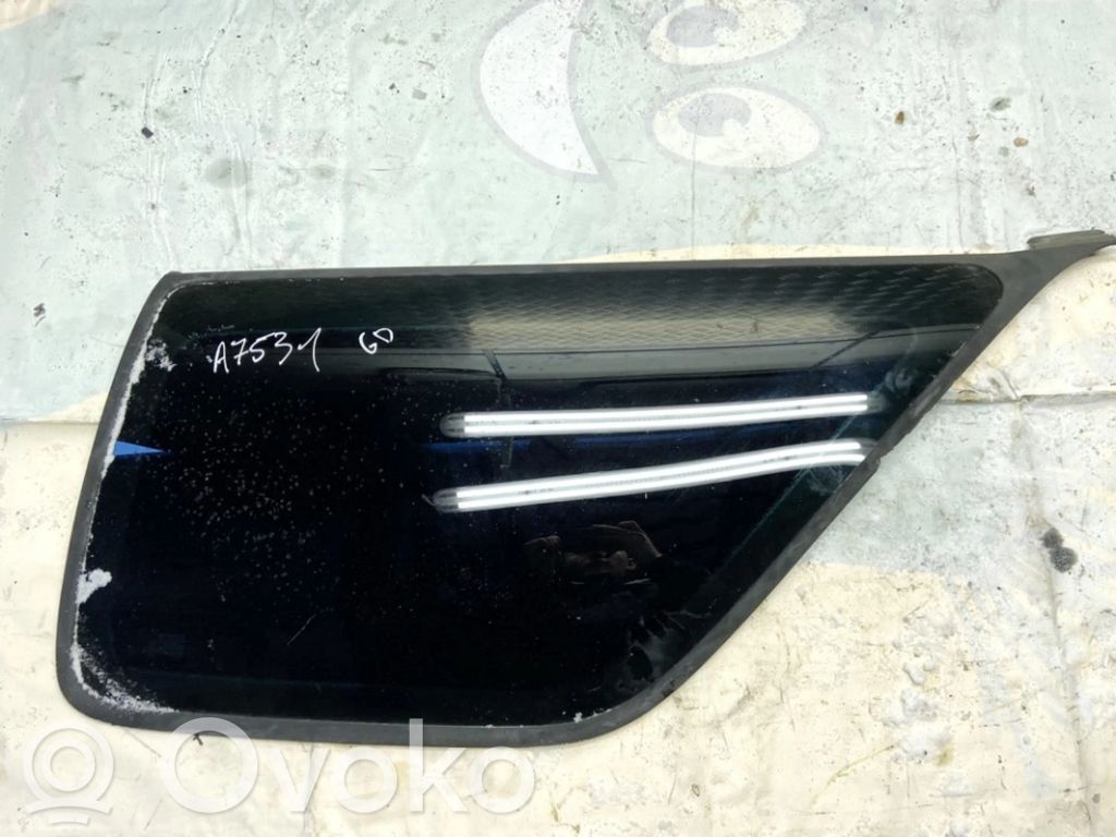 Renault Laguna I Rear side window 