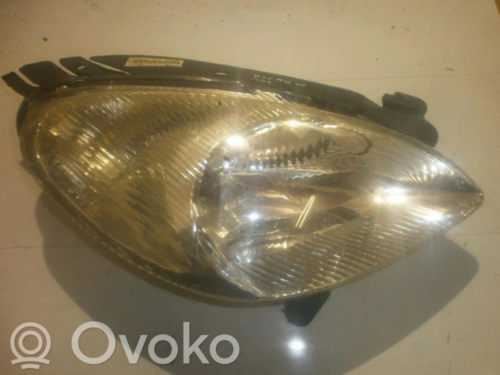 Citroen Xsara Picasso Phare frontale 