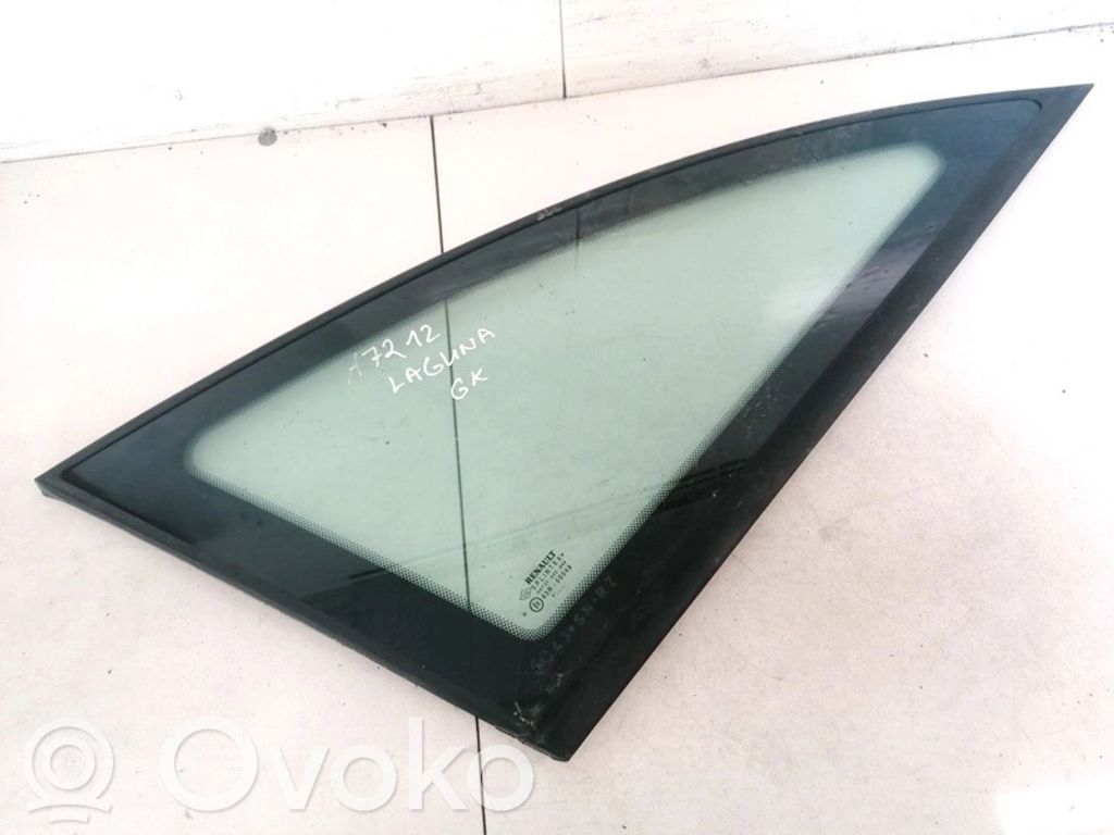 Rear side window