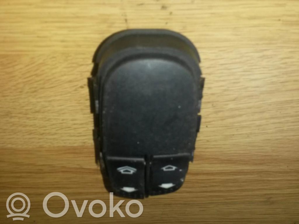 Ford Focus Electric window control switch 