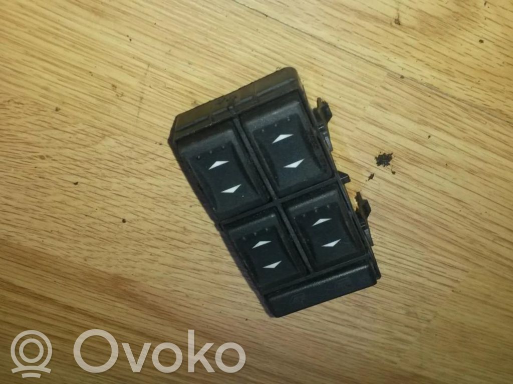 Ford Mondeo Mk III Schalter el. Fensterheber 