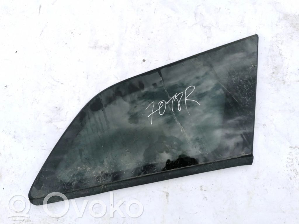 Rear side window