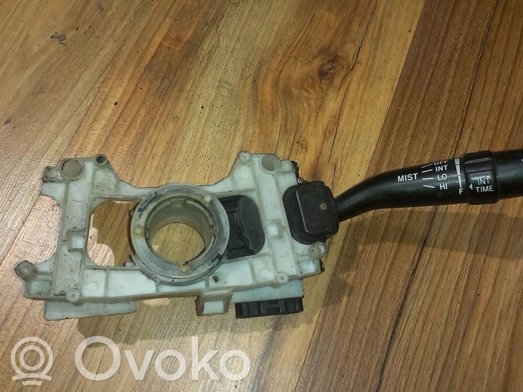 Toyota Carina T210 Commodo d'essuie-glace
