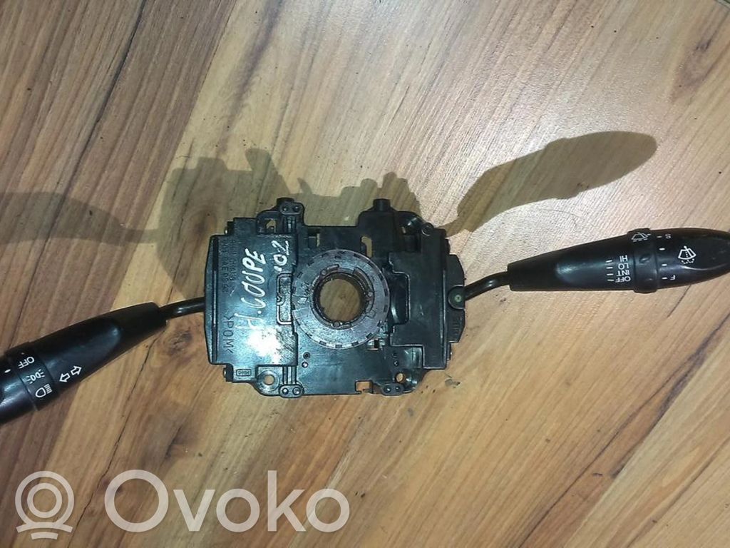 Hyundai Coupe Wiper turn signal indicator stalk/switch 