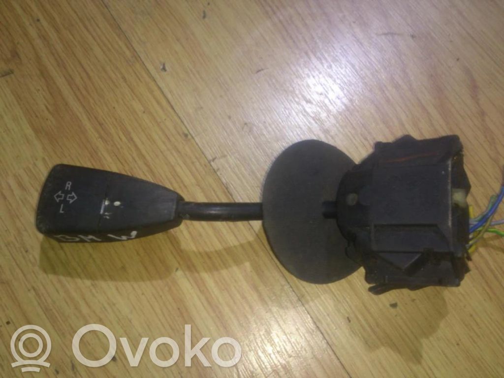 Suuntavilkun vipu   011003,011003