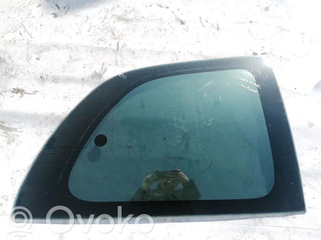 Rear side window