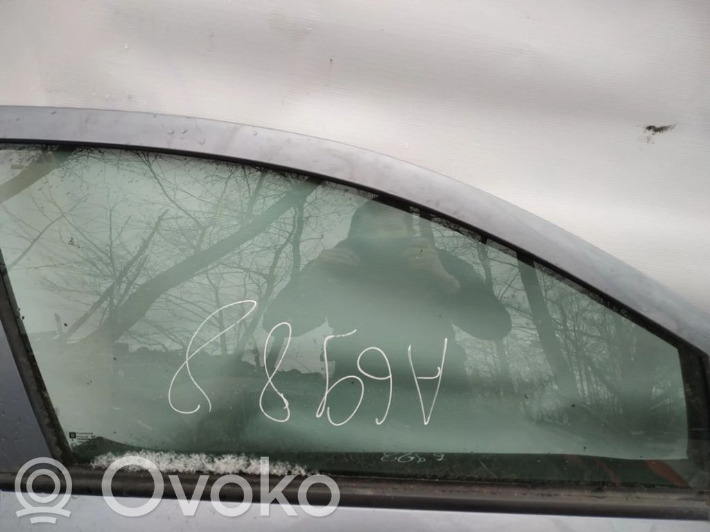 Opel Astra H Geam ușă față patru uși 