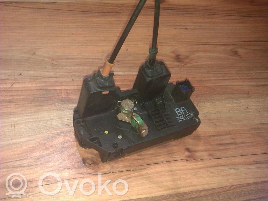 Opel Astra G Zamek drzwi tylnych