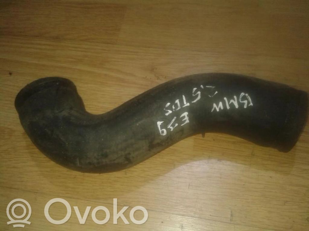 Intercooler hose/pipe