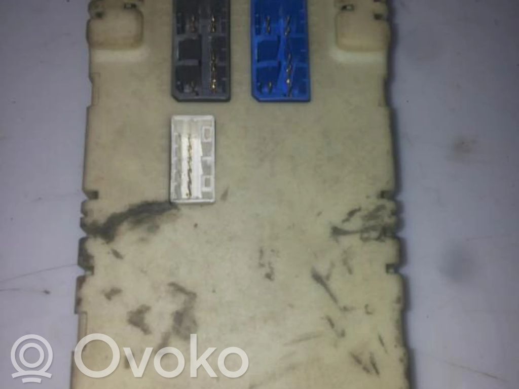 Autres unités de commande / modules   82484173,B883,82484173,B883