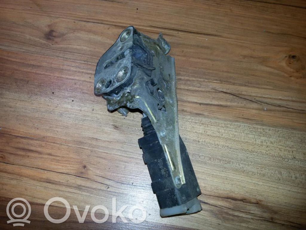 Opel Omega B1 Încuietoare ușă spate 