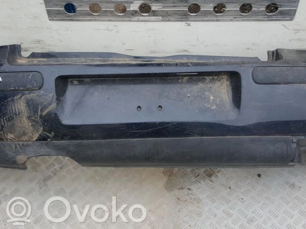 Volkswagen Golf IV Parachoques 