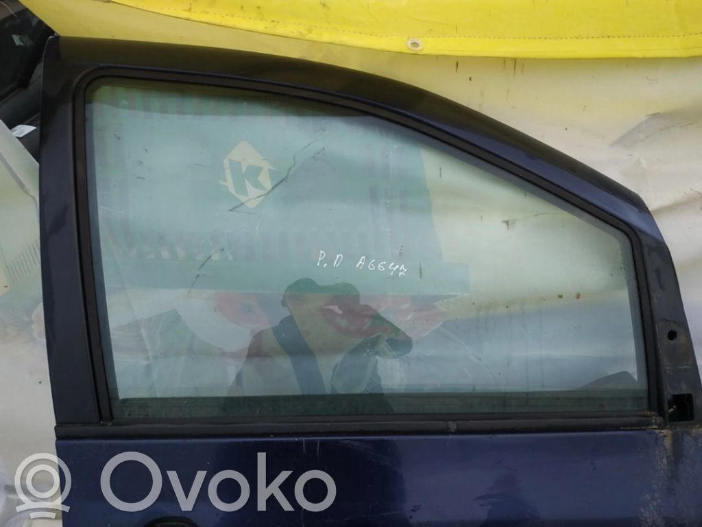 Etuoven ikkunalasi, neliovinen malli