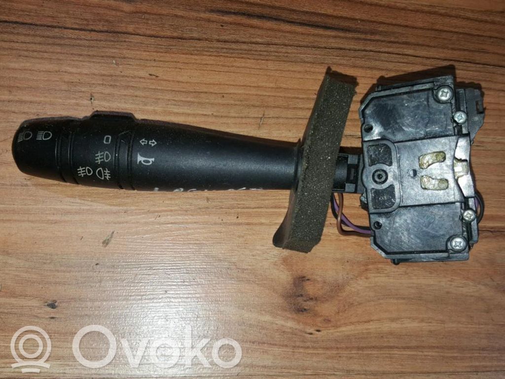 Renault Laguna I Manetă semnalizator