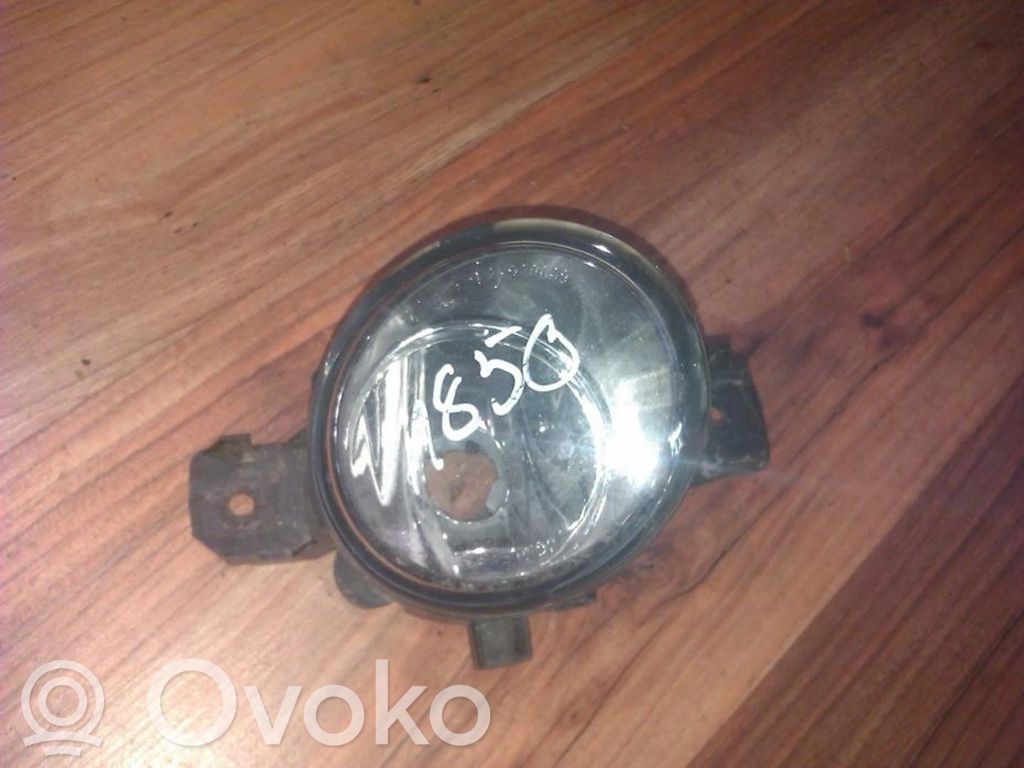 Nissan Primera Światło przeciwmgłowe przednie 