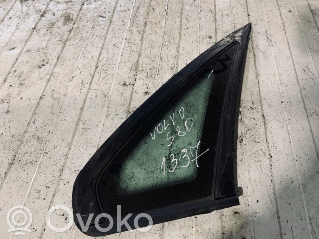 Rear side window