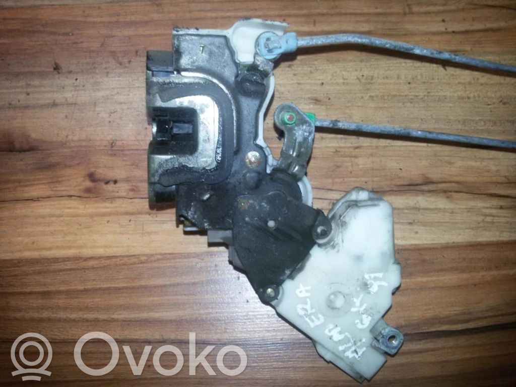 Nissan Primera Serrure de porte arrière