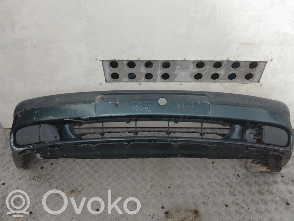 Renault Laguna I Parachoques delantero 