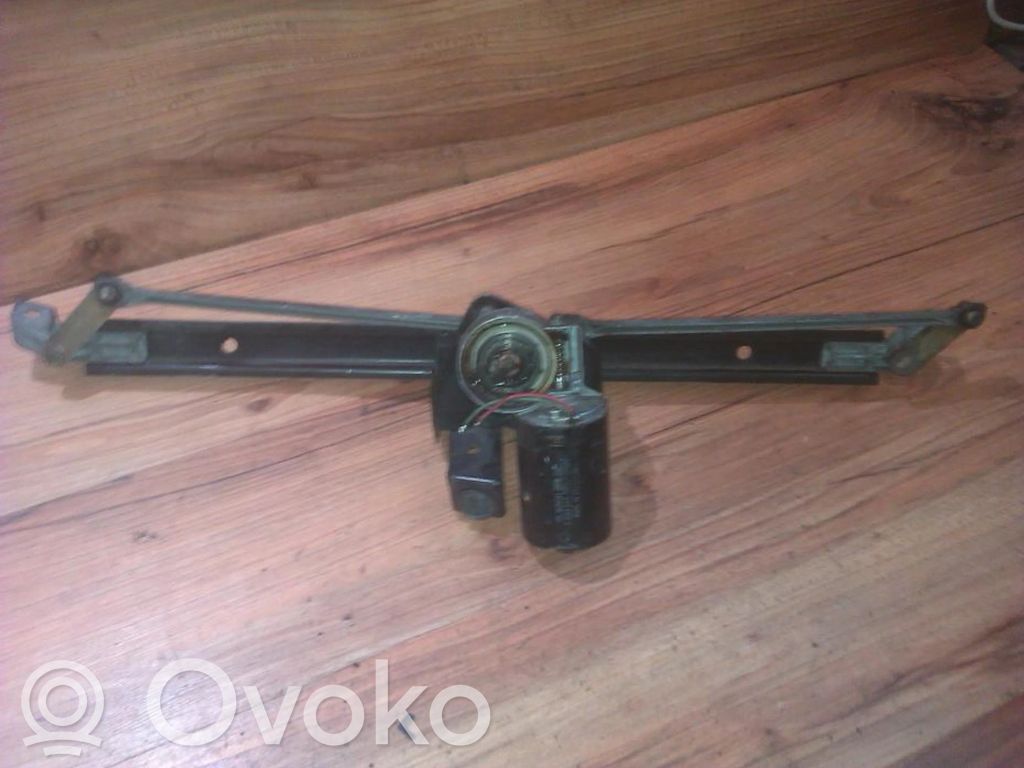Motor și paralelogram ștergător parbriz