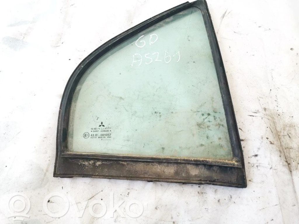 Ventanilla de ventilación de la puerta trasera