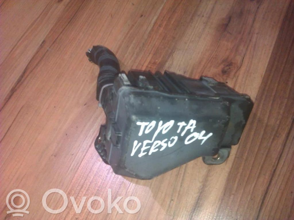 Toyota Avensis Verso Set scatola dei fusibili 