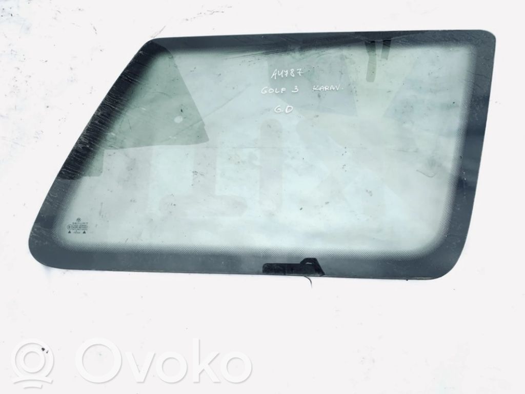 Vidrio lateral trasero