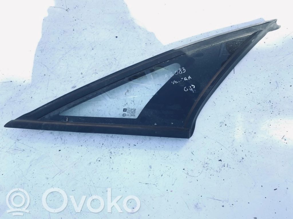 Rear side window