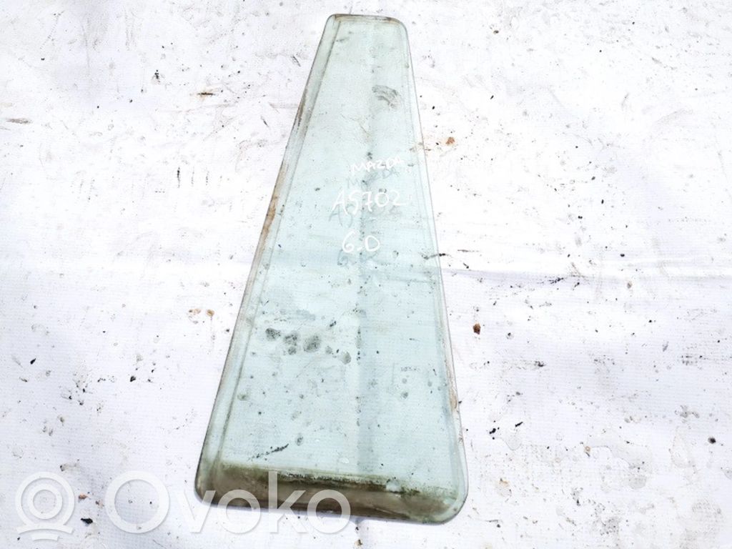 Rear vent window glass