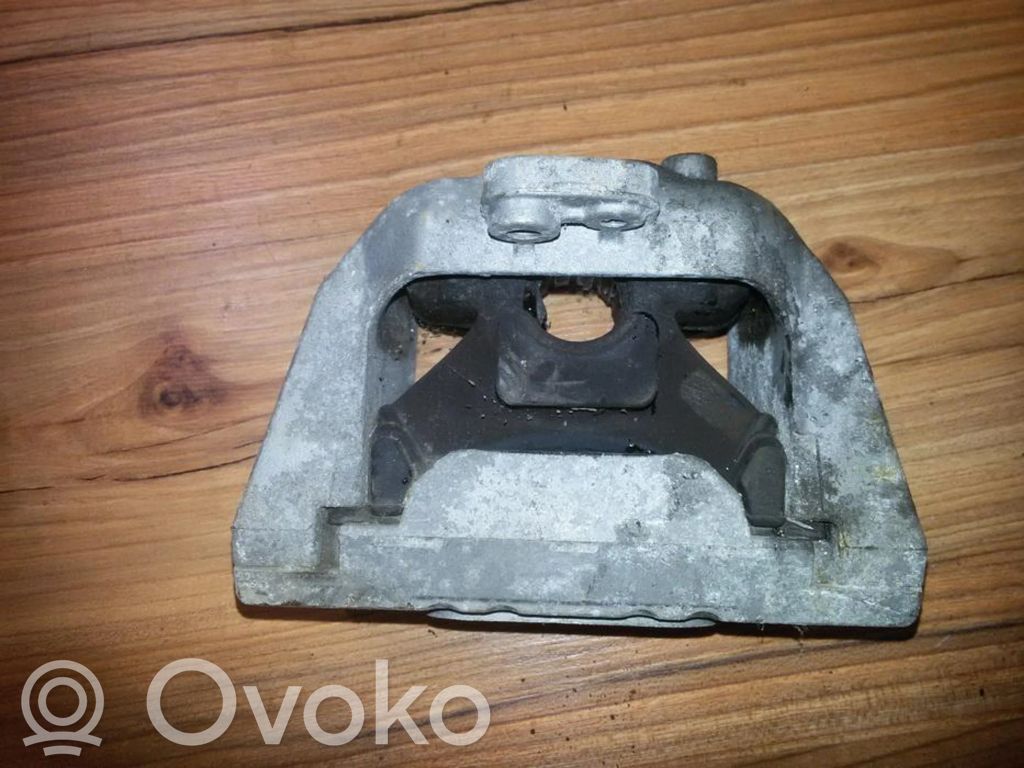Moottorin kiinnikekorvake   1J0199262,1J0199262