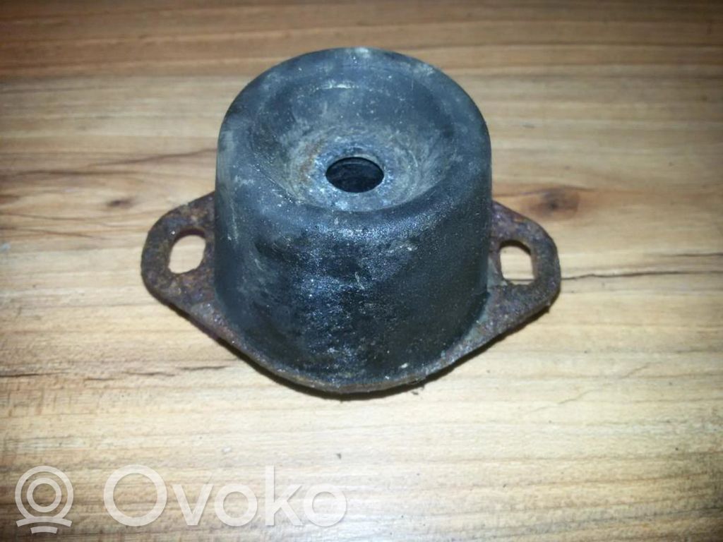 Engine mount bracket   96230491,96230491