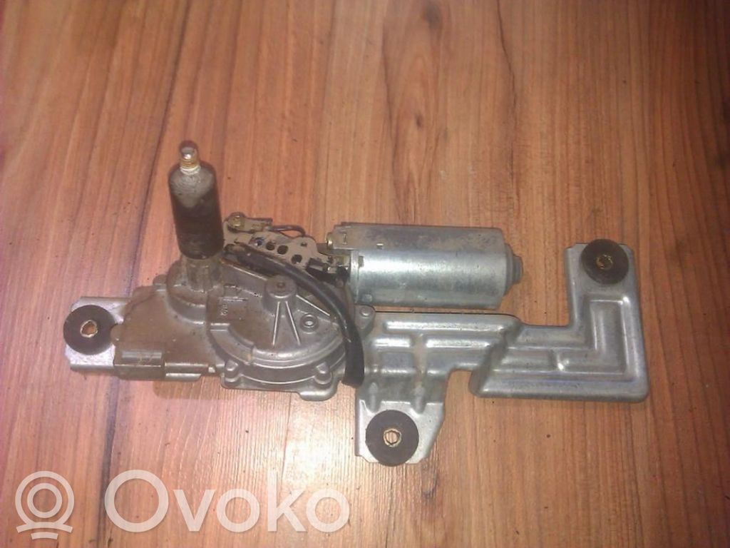 Mitsubishi Pajero Pinin Silniczek wycieraczki szyby tylnej 