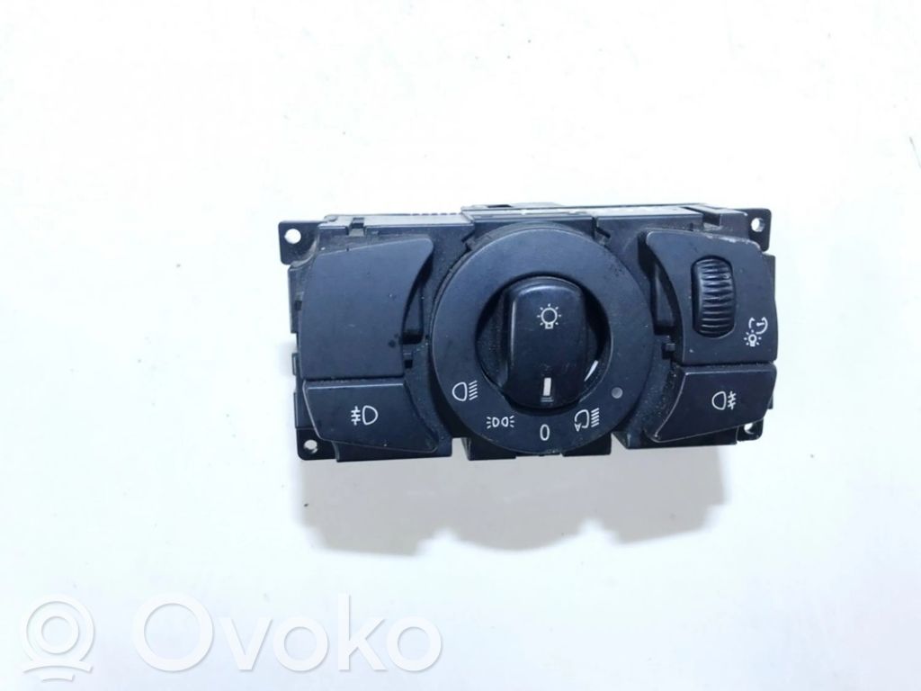 Light switch   6925297,332905601,332905601,6925297