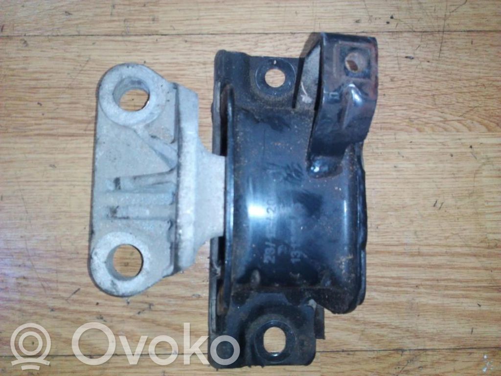 Soporte de montaje del motor   13130745,13130745