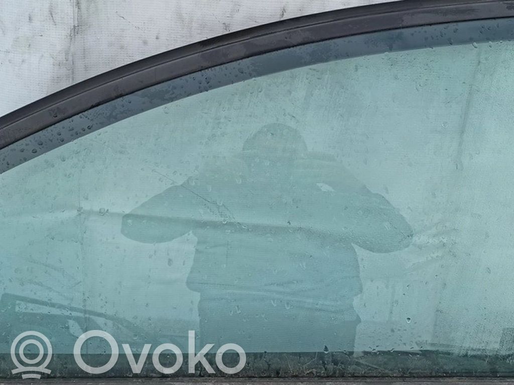 Opel Vectra C Szyba drzwi przednich 